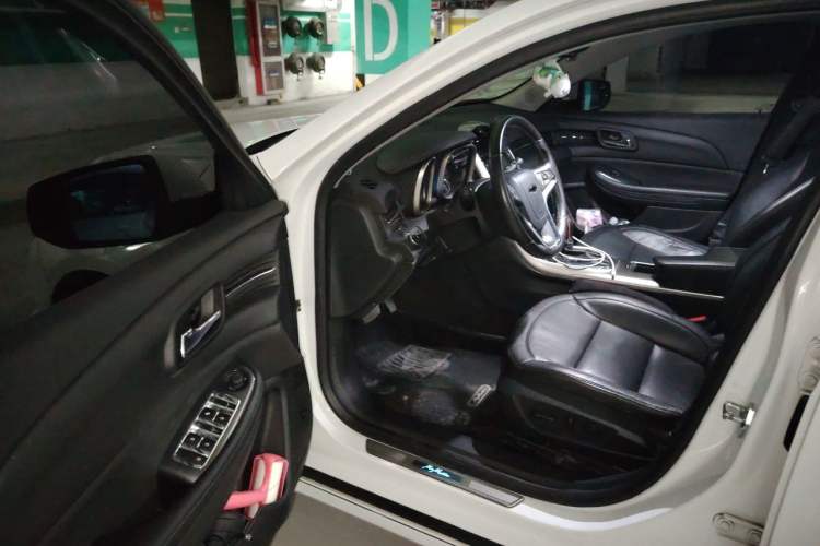 Used Chevrolet Malibu 2014 2.4L Automatic Flagship Edition Driver Seat