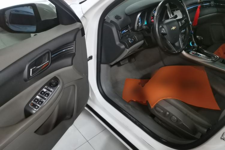 Used Chevrolet Malibu 2014 2.0L Automatic Luxury Edition Driver Seat