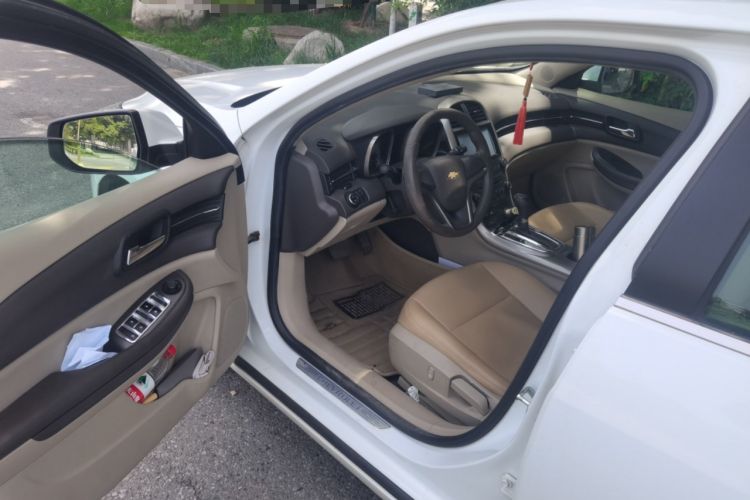 Used Chevrolet Malibu 2014 2.0L Automatic Comfort Edition Driver Seat