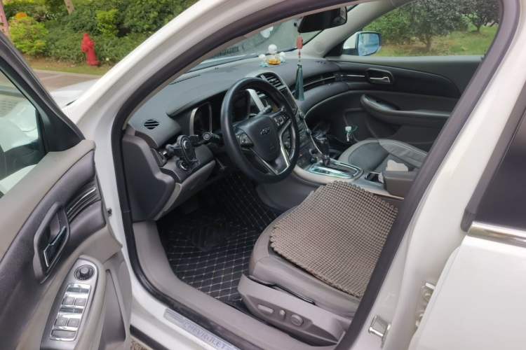 Used Chevrolet Malibu 2014 2.0L Automatic Luxury Edition Driver Seat
