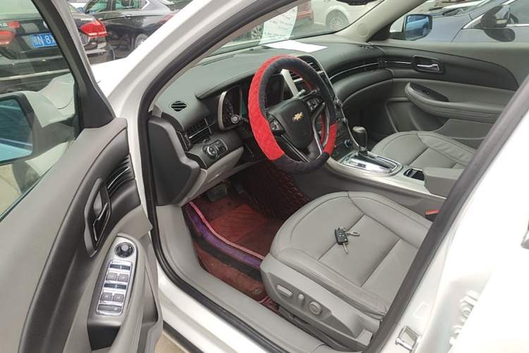 Used Chevrolet Malibu 2014 2.0L Automatic Luxury Edition Driver Seat