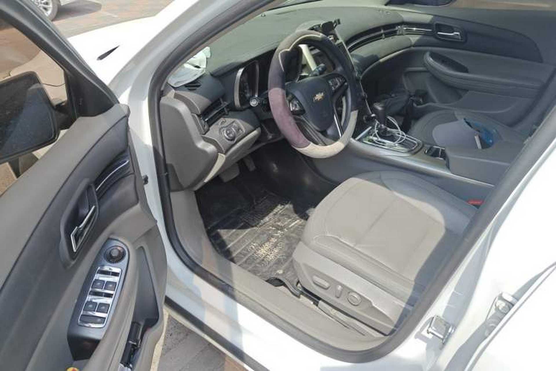 Used Chevrolet Malibu 2014 2.0L Automatic Luxury Edition Driver Seat