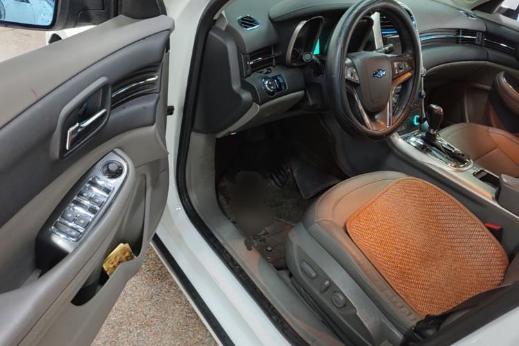 Used Chevrolet Malibu 2014 2.0L Automatic Luxury Edition Driver Seat