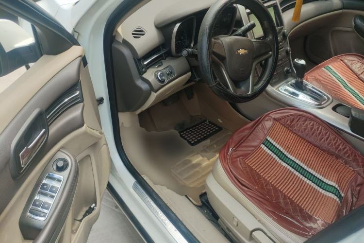 Used Chevrolet Malibu 2014 2.0L Automatic Comfort Edition Driver Seat