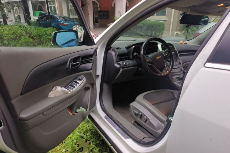 Used Chevrolet Malibu 2014 2.0L Automatic Luxury Edition Driver Seat