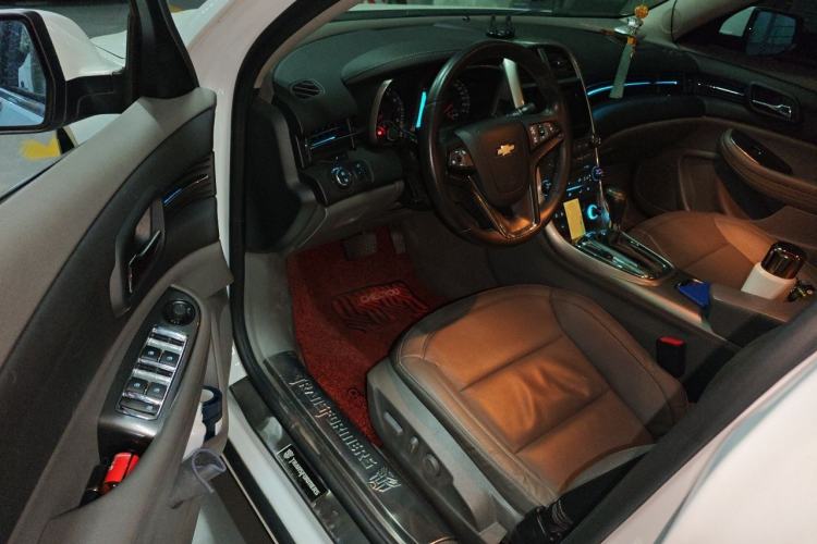 Used Chevrolet Malibu 2014 2.0L Automatic Luxury Edition Driver Seat