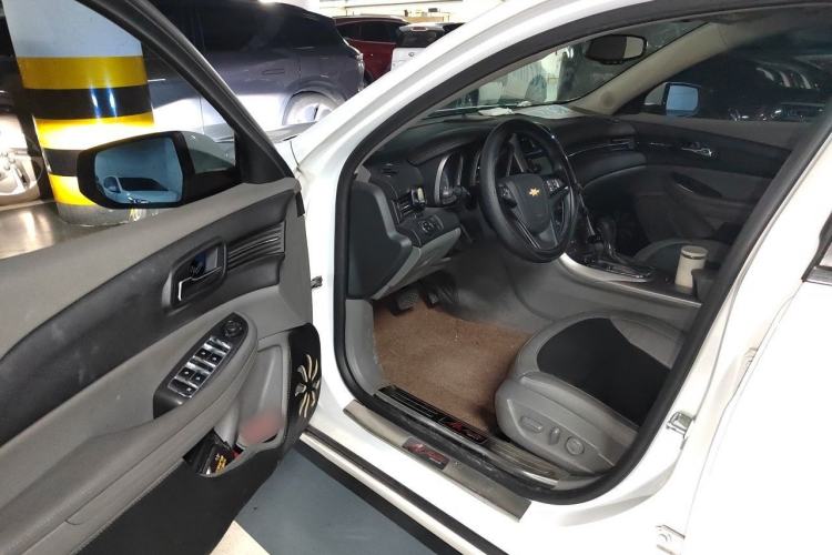 Used Chevrolet Malibu 2014 2.4L Automatic Luxury Edition Driver Seat