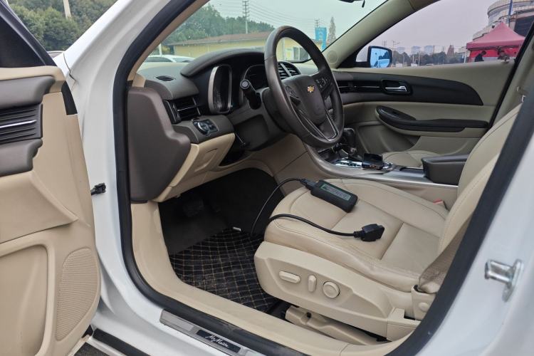 Used Chevrolet Malibu 2014 2.4L Automatic Luxury Edition Driver Seat