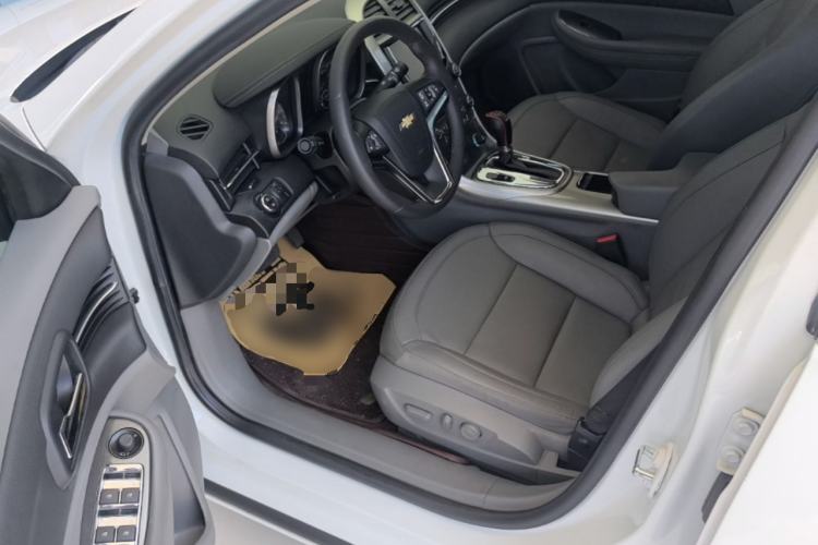 Used Chevrolet Malibu 2014 2.0L Automatic Luxury Edition Driver Seat