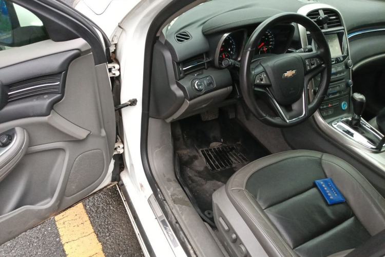 Used Chevrolet Malibu 2014 2.4L Automatic Luxury Edition Driver Seat