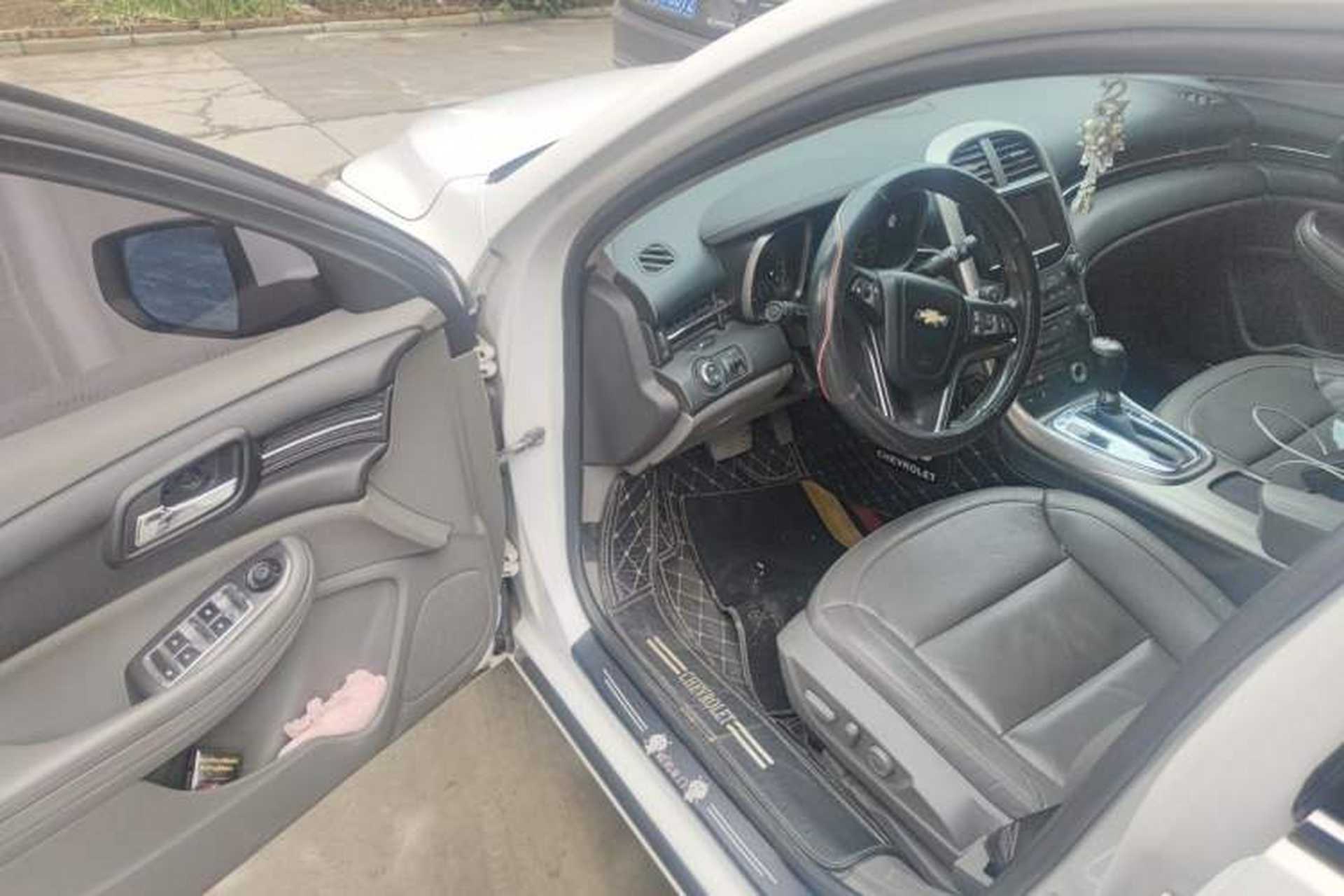 Used Chevrolet Malibu 2014 2.0L Automatic Luxury Edition Driver Seat