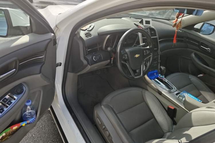 Used Chevrolet Malibu 2014 2.0L Automatic Luxury Edition Driver Seat