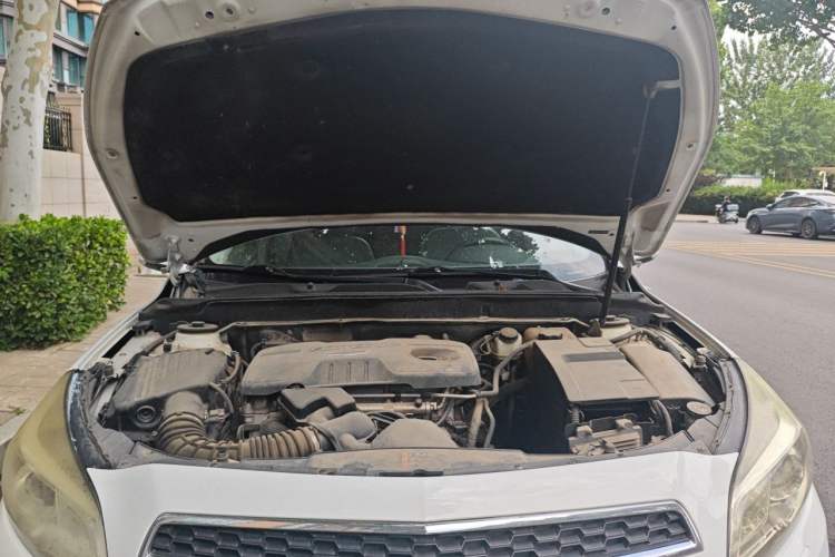 Used Chevrolet Malibu 2014 2.0L Automatic Luxury Edition Engine Bay