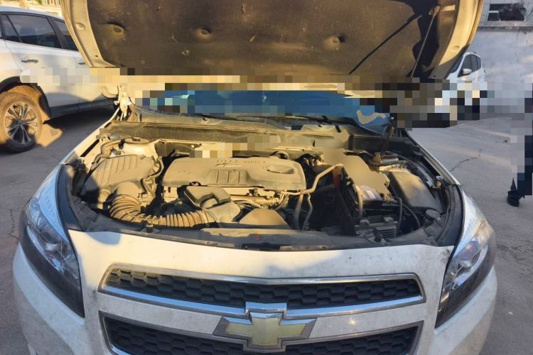Used Chevrolet Malibu 2014 2.0L Automatic Comfort Edition Engine Bay