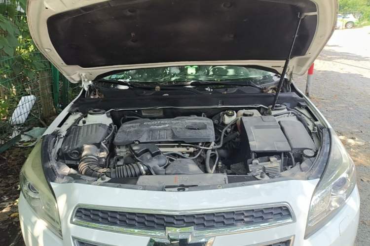 Used Chevrolet Malibu 2014 2.0L Automatic Luxury Edition Engine Bay