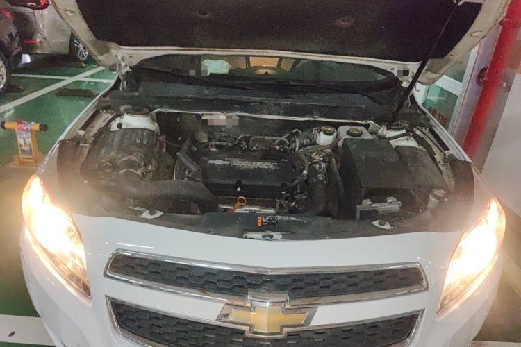 Used Chevrolet Malibu 2014 1.6T Automatic Comfort Edition Engine Bay