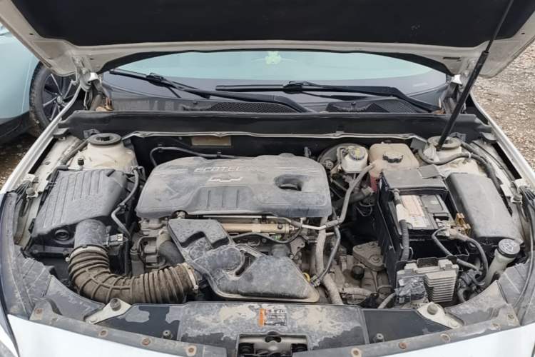 Used Chevrolet Malibu 2014 2.0L Automatic Luxury Edition Engine Bay