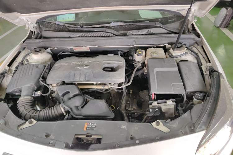Used Chevrolet Malibu 2014 2.0L Automatic Luxury Edition Engine Bay