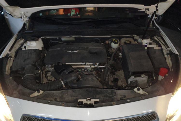 Used Chevrolet Malibu 2014 2.0L Automatic Comfort Edition Engine Bay