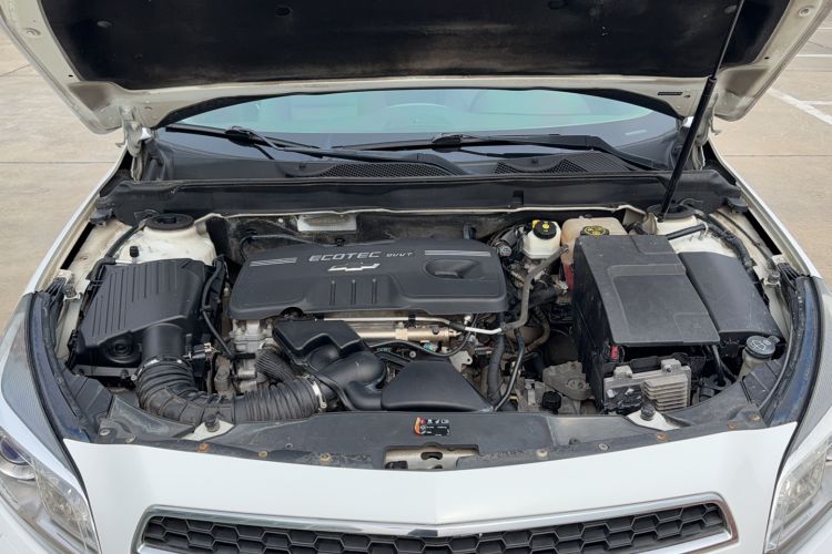Used Chevrolet Malibu 2014 2.0L Automatic Luxury Edition Engine Bay