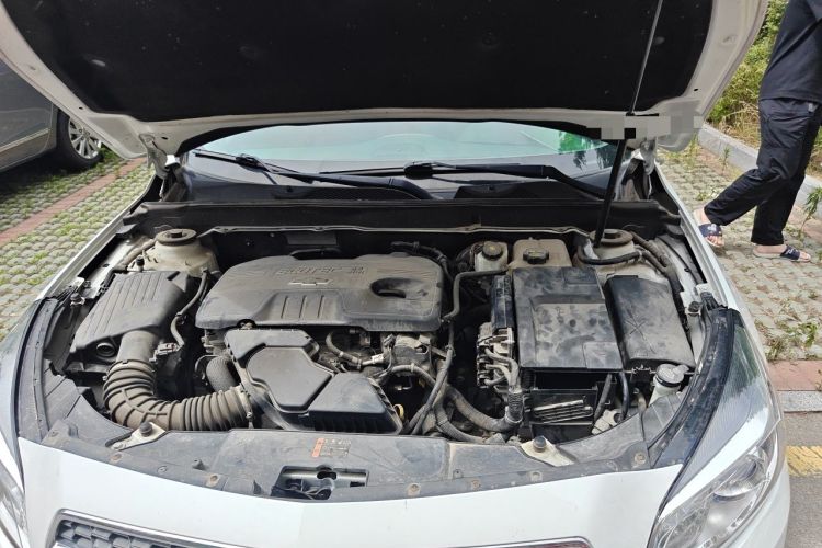 Used Chevrolet Malibu 2014 2.4L Automatic Luxury Edition Engine Bay