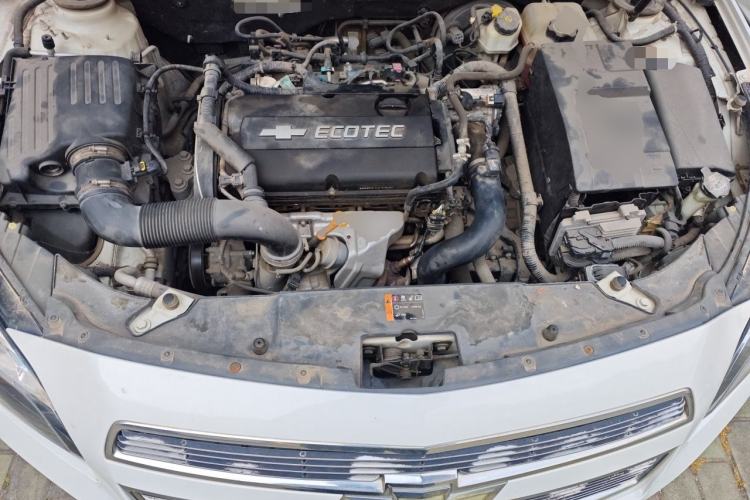 Used Chevrolet Malibu 2014 1.6T Automatic Comfort Edition Engine Bay