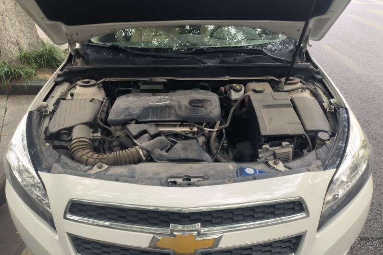 Used Chevrolet Malibu 2014 2.0L Automatic Comfort Edition Engine Bay