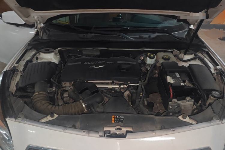 Used Chevrolet Malibu 2014 2.0L Automatic Luxury Edition Engine Bay
