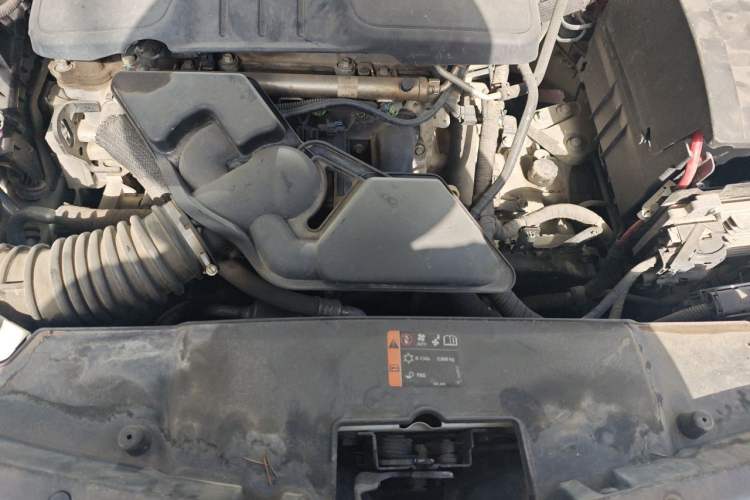 Used Chevrolet Malibu 2014 2.0L Automatic Luxury Edition Engine Bay