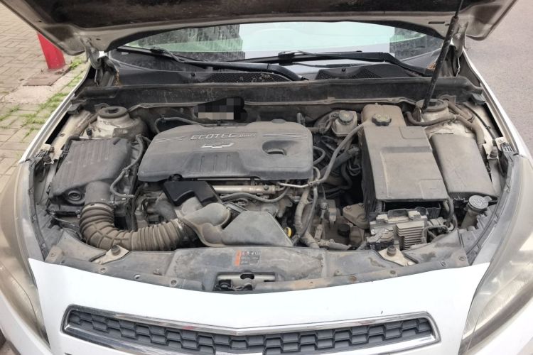 Used Chevrolet Malibu 2014 2.0L Automatic Comfort Edition Engine Bay