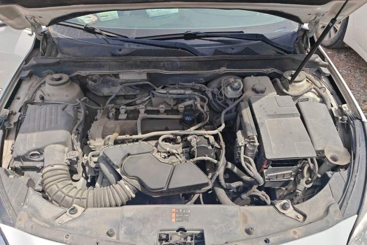 Used Chevrolet Malibu 2014 2.4L Automatic Luxury Edition Engine Bay