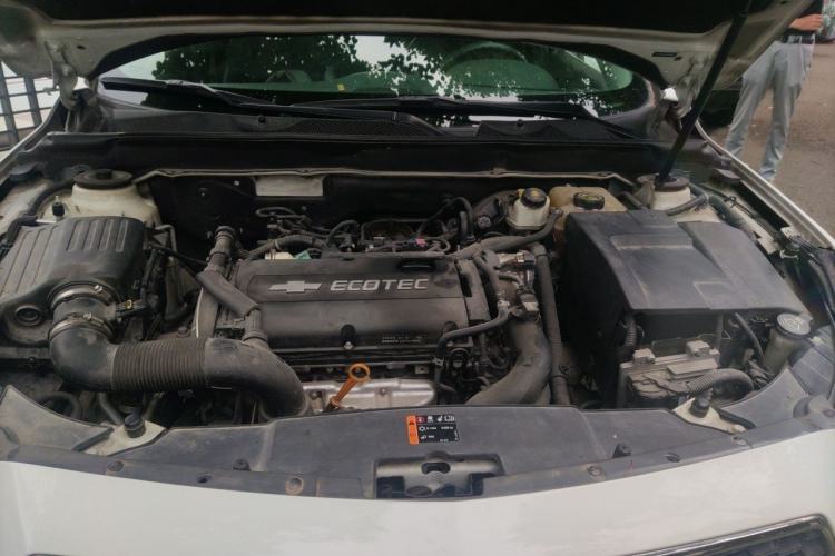 Used Chevrolet Malibu 2014 1.6T Automatic Comfort Edition Engine Bay