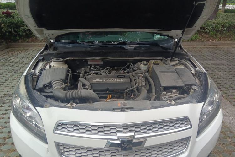 Used Chevrolet Malibu 2014 1.6T Automatic Comfort Edition Engine Bay