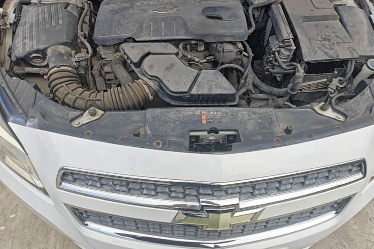 Used Chevrolet Malibu 2014 2.4L Automatic Luxury Edition Engine Bay