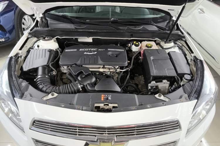Used Chevrolet Malibu 2014 2.0L Automatic Luxury Edition Engine Bay
