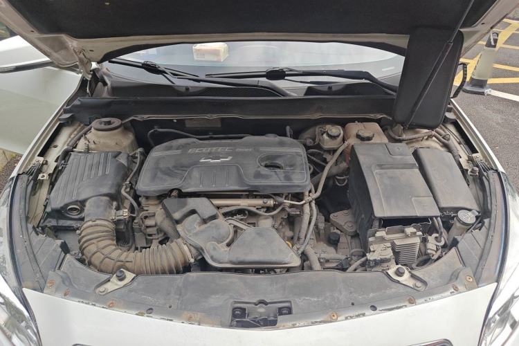 Used Chevrolet Malibu 2014 2.0L Automatic Luxury Edition Engine Bay