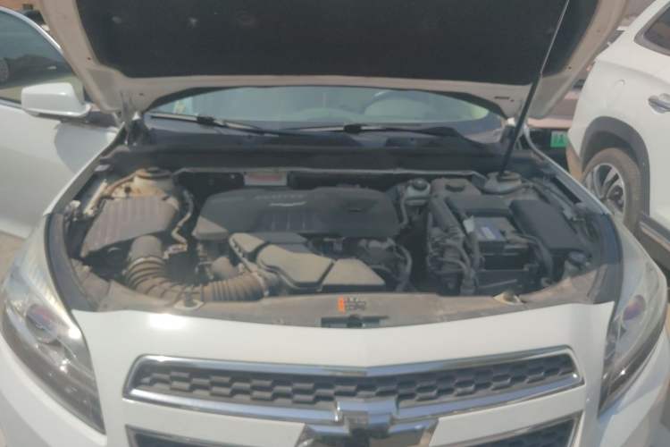 Used Chevrolet Malibu 2014 2.4L Automatic Luxury Edition Engine Bay