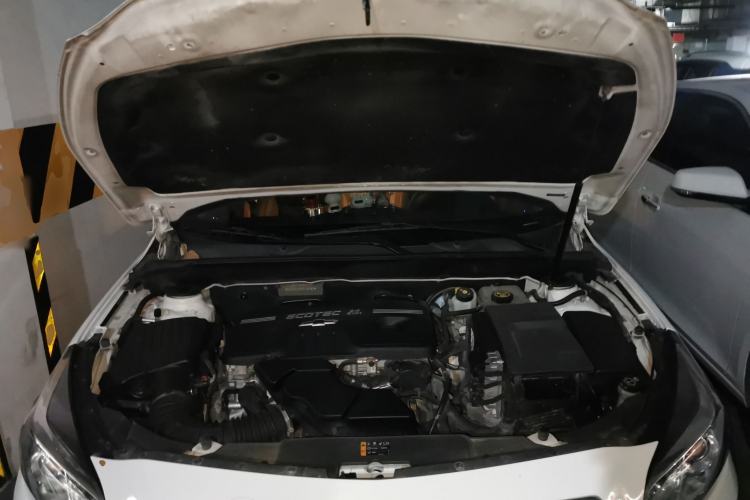 Used Chevrolet Malibu 2014 2.4L Automatic Luxury Edition Engine Bay