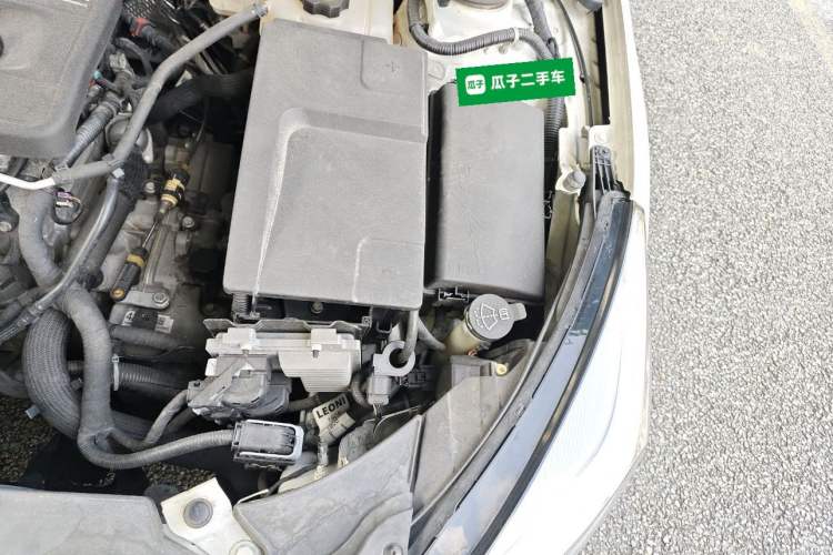 Used Chevrolet Malibu 2014 2.0L Automatic Luxury Edition Engine Bay Left