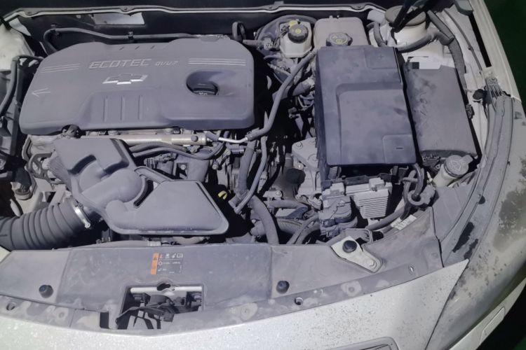 Used Chevrolet Malibu 2014 2.0L Automatic Luxury Edition Engine Bay Left