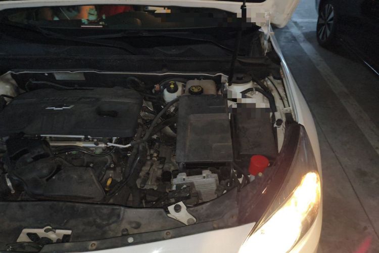 Used Chevrolet Malibu 2014 2.0L Automatic Comfort Edition Engine Bay Left