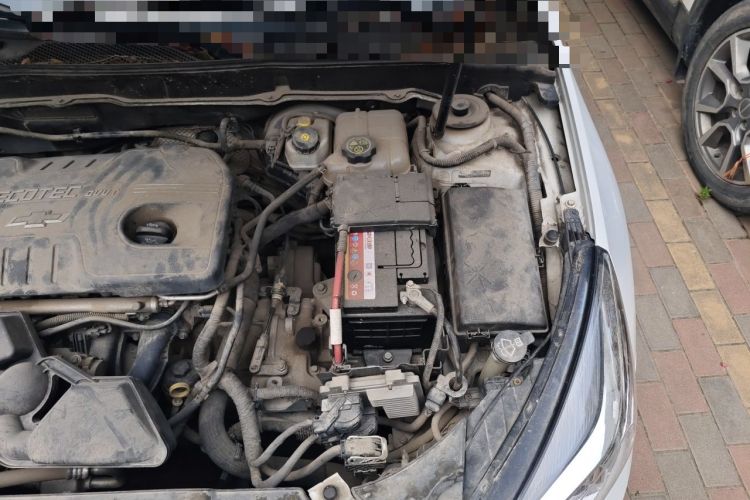 Used Chevrolet Malibu 2014 2.0L Automatic Luxury Edition Engine Bay Left