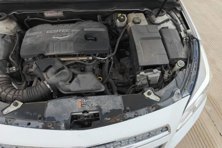 Used Chevrolet Malibu 2014 2.0L Automatic Luxury Edition Engine Bay Left