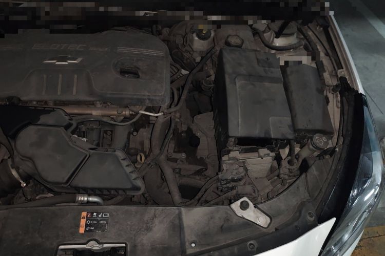 Used Chevrolet Malibu 2014 2.0L Automatic Luxury Edition Engine Bay Left