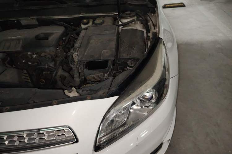 Used Chevrolet Malibu 2014 2.4L Automatic Flagship Edition Engine Bay Left