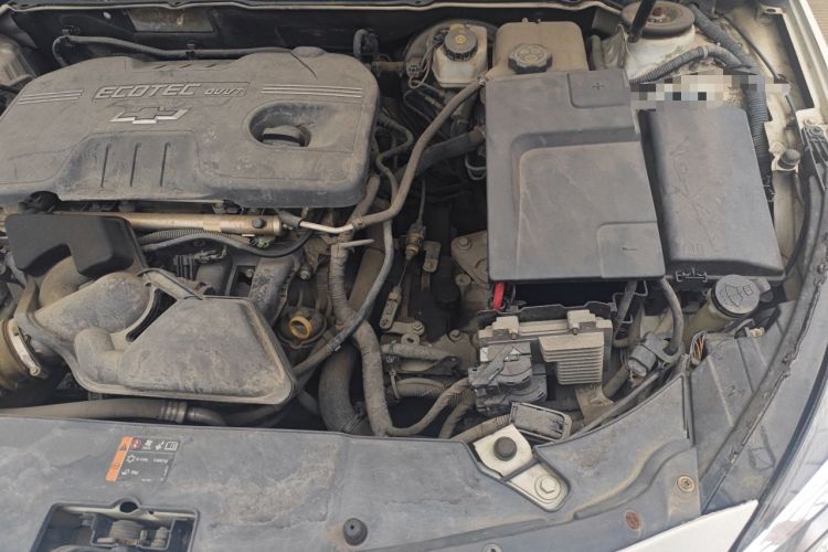 Used Chevrolet Malibu 2014 2.0L Automatic Luxury Edition Engine Bay Left