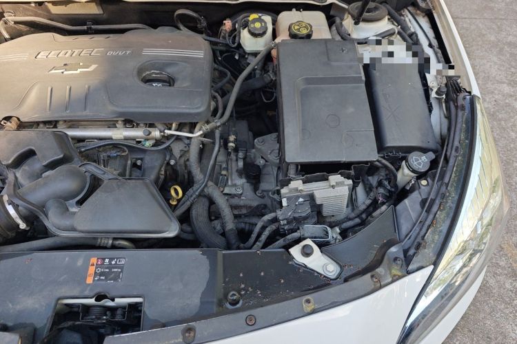 Used Chevrolet Malibu 2014 2.0L Automatic Comfort Edition Engine Bay Left