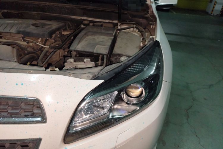 Used Chevrolet Malibu 2014 2.0L Automatic Luxury Edition Engine Bay Left