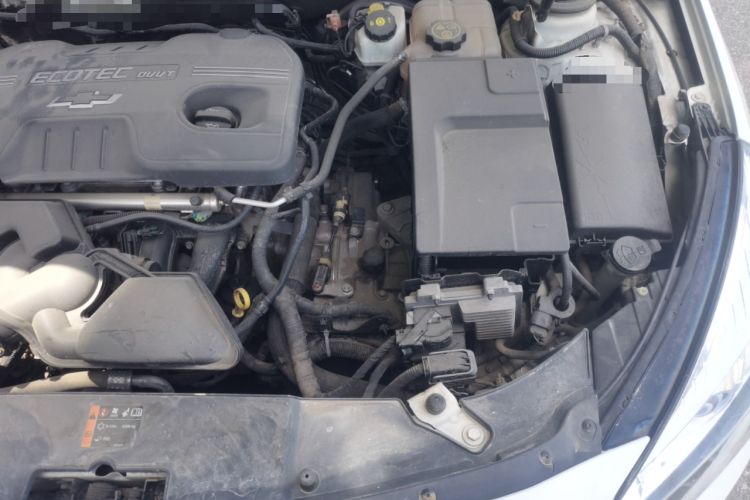 Used Chevrolet Malibu 2014 2.0L Automatic Comfort Edition Engine Bay Left