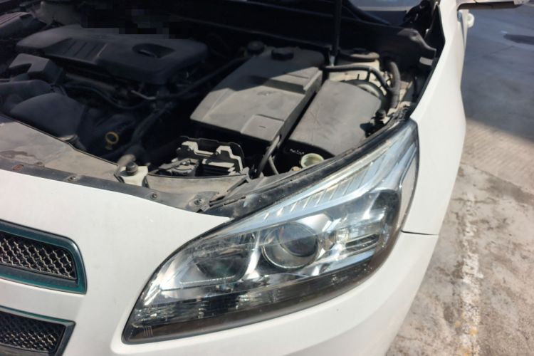 Used Chevrolet Malibu 2014 2.0L Automatic Comfort Edition Engine Bay Left